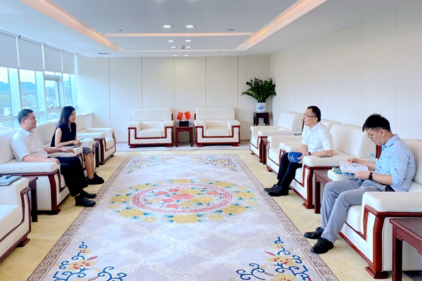 中小擔(dān)保與進(jìn)出口銀行廣西分行、郵儲(chǔ)銀行廣西區(qū)分行洽談業(yè)務(wù)合作